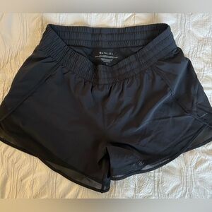 Athleta Mesh Racer Run Shorts size Small